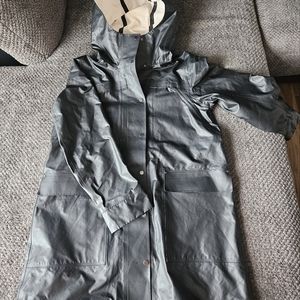 🖤 Lululemon Rain Coat 8